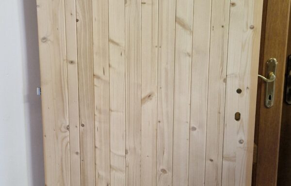 Celodřevěné palubkové dveře tl. 42 mm, vel. 800-900 x 1970